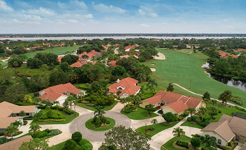 Villa home overlooking golf course in Harbour Ridge